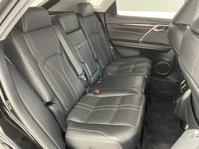 レクサス ＲＸ 450h バージョンL 愛知県 2017(平29)年 7.6万km ブラック 純正ナビ　フルセグＴＶ　Ｂｌｕｅｔｏｏｔｈ　黒革　シートヒーター　シートベンチレーション　パワーバックドア　純正ドラレコ　三眼ＬＥＤ　衝突軽減装置　追従クルコン　純正ドラレコ　ＨＵＤ　ＢＳＭ　電動パーキング　ETC2.0　AC100V電源　ステアリングヒーター　パワーシート　禁煙車