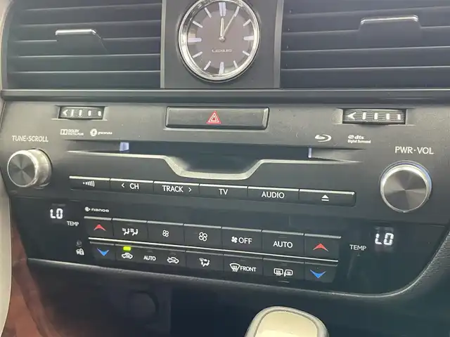 レクサス ＲＸ 450h バージョンL 愛知県 2017(平29)年 7.6万km ブラック 純正ナビ　フルセグＴＶ　Ｂｌｕｅｔｏｏｔｈ　黒革　シートヒーター　シートベンチレーション　パワーバックドア　純正ドラレコ　三眼ＬＥＤ　衝突軽減装置　追従クルコン　純正ドラレコ　ＨＵＤ　ＢＳＭ　電動パーキング　ETC2.0　AC100V電源　ステアリングヒーター　パワーシート　禁煙車