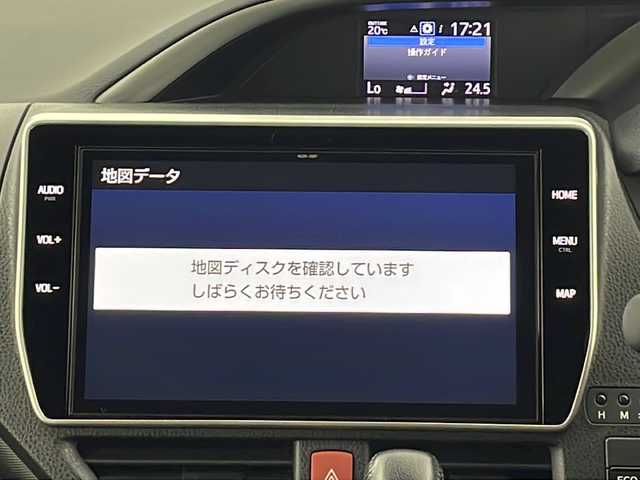 トヨタ ヴォクシー ZS 煌Ⅱ 三重県 2020(令2)年 4.5万km ブラック 禁煙車/純正10型ナビ（NSZN-Z68T）/AM/FM/CD/DVD/BT/フルセグTV/バックカメラ/純正フリップダウンモニター /両側パワースライドドア/トヨタセーフティーセンス/プリクラッシュセーフティ/クルーズコントロール/クリアランスソナー /オートライト/オートハイビーム/LEDヘッドライト/前後ドライブレコーダー/電動格納ウインカーミラー