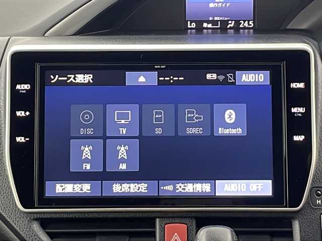 トヨタ ヴォクシー ZS 煌Ⅱ 三重県 2020(令2)年 4.5万km ブラック 禁煙車/純正10型ナビ（NSZN-Z68T）/AM/FM/CD/DVD/BT/フルセグTV/バックカメラ/純正フリップダウンモニター /両側パワースライドドア/トヨタセーフティーセンス/プリクラッシュセーフティ/クルーズコントロール/クリアランスソナー /オートライト/オートハイビーム/LEDヘッドライト/前後ドライブレコーダー/電動格納ウインカーミラー