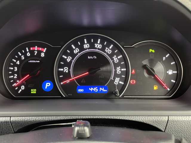 トヨタ ヴォクシー ZS 煌Ⅱ 三重県 2020(令2)年 4.5万km ブラック 禁煙車/純正10型ナビ（NSZN-Z68T）/AM/FM/CD/DVD/BT/フルセグTV/バックカメラ/純正フリップダウンモニター /両側パワースライドドア/トヨタセーフティーセンス/プリクラッシュセーフティ/クルーズコントロール/クリアランスソナー /オートライト/オートハイビーム/LEDヘッドライト/前後ドライブレコーダー/電動格納ウインカーミラー