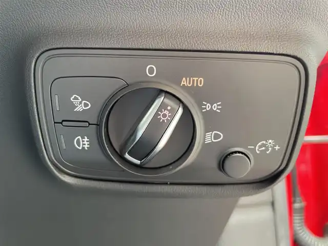 アウディ ＴＴクーペ 2．0 TFSI クワトロ 栃木県 2016(平28)年 3.6万km ブリリアントレッド Sラインパッケージ/アドバンストキー /バーチャルコックピット/ハーフレザーシート /パワーシート /フルセグTV/バックカメラ/ナビ/ETC/リヤパーキングエイド /パドルシフト/LEDヘッドライト/オートライト