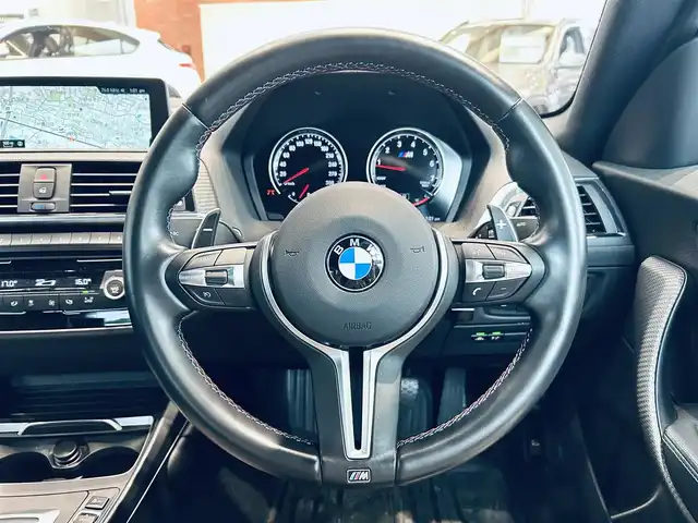 ＢＭＷ Ｍ２ 大阪府 2018(平30)年 5.8万km 黒 黒革/パワーシート/シートヒーター/Dシートメモリ/純正ナビ/TV/バックカメラ/純正19インチAW/LEDヘッドライト/クリアランスソナー/ETC/ドラレコ/レーダー探知機/クルコン/パドルシフト