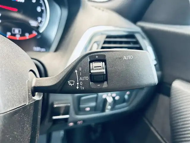 ＢＭＷ Ｍ２ 大阪府 2018(平30)年 5.8万km 黒 黒革/パワーシート/シートヒーター/Dシートメモリ/純正ナビ/TV/バックカメラ/純正19インチAW/LEDヘッドライト/クリアランスソナー/ETC/ドラレコ/レーダー探知機/クルコン/パドルシフト