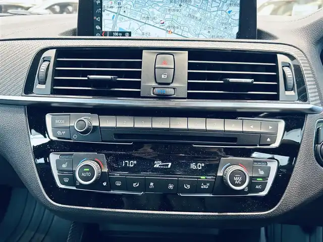 ＢＭＷ Ｍ２ 大阪府 2018(平30)年 5.8万km 黒 黒革/パワーシート/シートヒーター/Dシートメモリ/純正ナビ/TV/バックカメラ/純正19インチAW/LEDヘッドライト/クリアランスソナー/ETC/ドラレコ/レーダー探知機/クルコン/パドルシフト