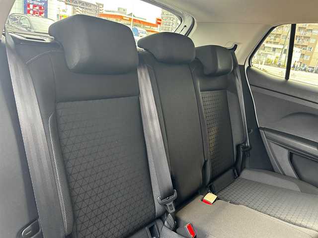 フォルクスワーゲン ＶＷ Ｔ－クロス TSI アクティブ 富山県 2022(令4)年 4.6万km 白 Discover pro パッケージ/純正ナビ/メモリナビ/フルセグテレビ/Bluetooth接続/AM/FMラジオ/App-conect/バックカメラ/ACC/LEDヘッドライト/プッシュスタート/ETC2.0/アイドリングストップ