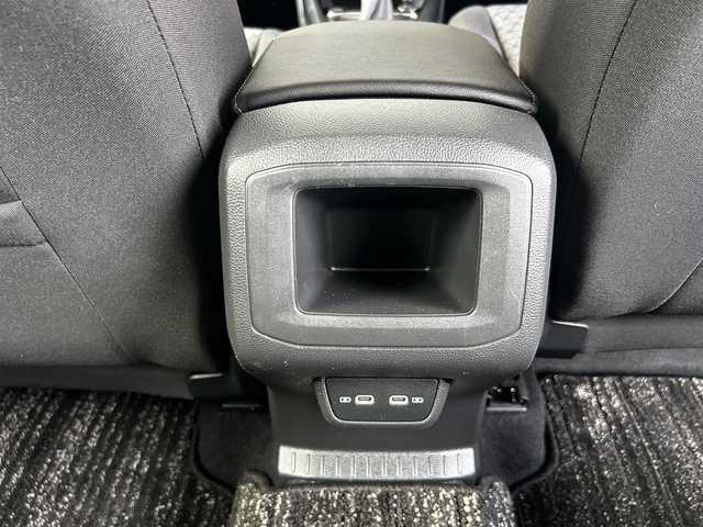 フォルクスワーゲン ＶＷ Ｔ－クロス TSI アクティブ 富山県 2022(令4)年 4.6万km 白 Discover pro パッケージ/純正ナビ/メモリナビ/フルセグテレビ/Bluetooth接続/AM/FMラジオ/App-conect/バックカメラ/ACC/LEDヘッドライト/プッシュスタート/ETC2.0/アイドリングストップ