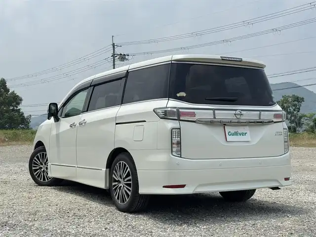 日産 エルグランド 250ハイウェイスターS 兵庫県 2020(令2)年 4.4万km ブリリアントホワイトパール 社外ナビ/10インチフリップダウンモニター/Bluetooth接続可/DVD再生可/フルセグTV/ビルトインETC/サンルーフ/両側パワースライドドア/黒ハーフレザーシート/インテリジェントクルコン/LEDヘッドライト/フォグランプ