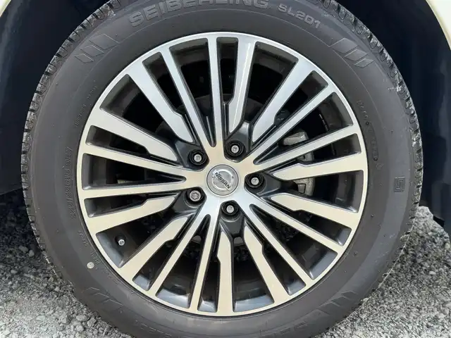 日産 エルグランド 250ハイウェイスターS 兵庫県 2020(令2)年 4.4万km ブリリアントホワイトパール 社外ナビ/10インチフリップダウンモニター/Bluetooth接続可/DVD再生可/フルセグTV/ビルトインETC/サンルーフ/両側パワースライドドア/黒ハーフレザーシート/インテリジェントクルコン/LEDヘッドライト/フォグランプ