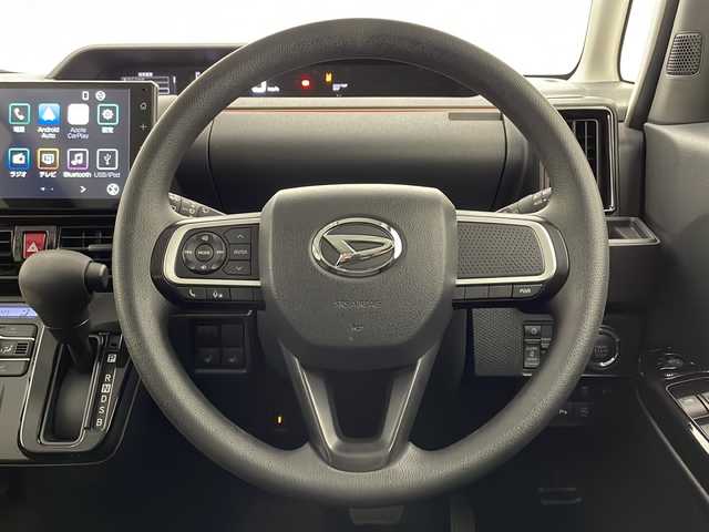 ダイハツ タント ファンクロス 宮崎県 2023(令5)年 2.6万km ブラックマイカメタリック 禁煙車/衝突被害軽減ブレーキ/純正9型ディスプレイオーディオ/（AppleCarPlay/Bluetooth/FMAM/フルセグTV/ナビ）/純正バックカメラ/純正ドライブレコーダー/純正LEDオートライト/純正LEDフォグ/純正14インチアルミ/純正フロアマット/両側電動スライドドア/クリアランスソナー/電子パーキング/オートホールド/ルーフレール/オート電動格納ミラー/オートエアコン/スマートキー/プッシュエンジンスタート/新車時保証書/取扱い説明書