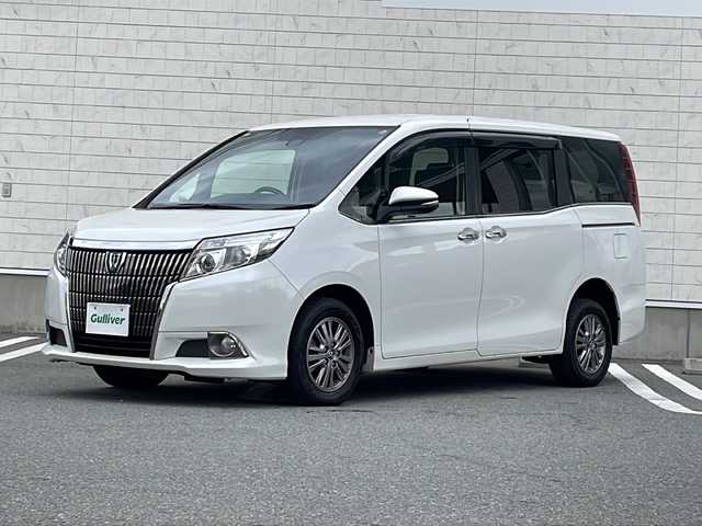トヨタ エスクァイア Gi 山形県 2016(平28)年 6.2万km ホワイトパールクリスタルシャイン 禁煙車/Toyota Safety Sense C/・プリクラッシュセーフティ（PCS）/・レーンディパーチャーアラート（LDA）/・オートマチックハイビーム/・トラクションコントロールシステム（TCS）/クルーズコントロール/純正SDナビ/（フルセグ/AM/FM/SD/BT）/バックカメラ/両側パワースライド/アイドリングストップ/レザーシート/シートヒーター/LEDヘッドライト/フォグランプ/純正エンジンスターター/プッシュスタート/ナノイーエアコン/後席サンシェード