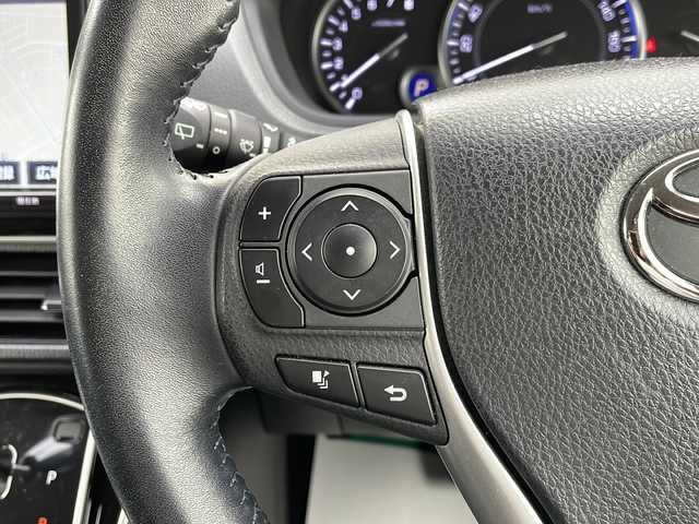 トヨタ エスクァイア Gi 山形県 2016(平28)年 6.2万km ホワイトパールクリスタルシャイン 禁煙車/Toyota Safety Sense C/・プリクラッシュセーフティ（PCS）/・レーンディパーチャーアラート（LDA）/・オートマチックハイビーム/・トラクションコントロールシステム（TCS）/クルーズコントロール/純正SDナビ/（フルセグ/AM/FM/SD/BT）/バックカメラ/両側パワースライド/アイドリングストップ/レザーシート/シートヒーター/LEDヘッドライト/フォグランプ/純正エンジンスターター/プッシュスタート/ナノイーエアコン/後席サンシェード
