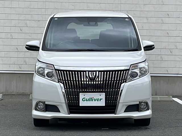 トヨタ エスクァイア Gi 山形県 2016(平28)年 6.2万km ホワイトパールクリスタルシャイン 禁煙車/Toyota Safety Sense C/・プリクラッシュセーフティ（PCS）/・レーンディパーチャーアラート（LDA）/・オートマチックハイビーム/・トラクションコントロールシステム（TCS）/クルーズコントロール/純正SDナビ/（フルセグ/AM/FM/SD/BT）/バックカメラ/両側パワースライド/アイドリングストップ/レザーシート/シートヒーター/LEDヘッドライト/フォグランプ/純正エンジンスターター/プッシュスタート/ナノイーエアコン/後席サンシェード