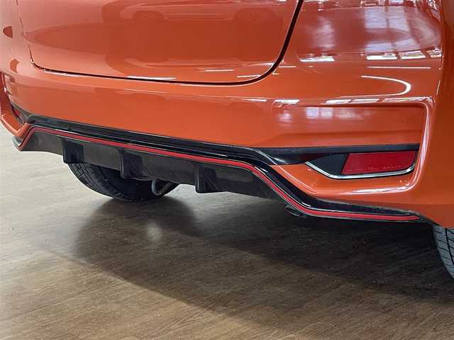 ホンダ フィット RS ホンダセンシング 道央・札幌 2018(平30)年 8.5万km サンセットオレンジⅡ 6MT/純正8型ナビ/フルセグTV/CD/DVD/BT/SD/USB/バックカメラ/寒冷地仕様/衝突軽減ブレーキ/レーンキープアシスト/横滑り防止/レーダークルーズコントロール/ワイパーデアイサー/プッシュスタート/スマートキー/純正ドラレコ/ビルトインETC/LEDヘッドライト/フォグランプ/ステアリングスイッチ/オートライト/ミラーヒーター/純正フロアマット/純正ドアバイザー/保証書/取扱説明書