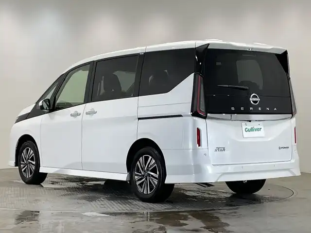 日産 セレナ e－パワー ハイウェイスター V 栃木県 2025(令7)年 0.1千km プリズムホワイト 純正ナビ/(フルセグTV・Bluetooth・USB)/フリップダウンモニター/全方位カメラ(移動物検知機能付き)/プロパイロット/エマージェンシーブレーキ/レーンキープアシスト/アダプティブLEDヘッドライトシステム/オートクルーズコントロール/前後コーナーセンサー/両側パワースライドドア/ワイヤレス充電/前後ドライブレコーダー/禁煙車/ETC2.0/インテリジェントルームミラー/ウォークスルー/スマートキー/スペアキー1本/取扱説明書/保証書