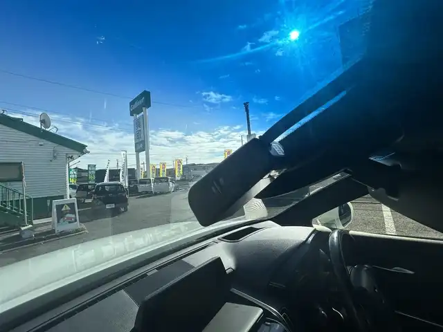 トヨタ クラウン ハイブリッド RS アドバンス Four 秋田県 2019(平31)年 5.1万km ホワイトパールクリスタルシャイン ４ＷＤ/純正ナビ/フルセグＴＶ/ＣＤ/ＤＶＤ/ＦＭ・ＡＭ/Ｂｌｕｅｔｏｏｔｈ/ハーフレザーシート/バックカメラ/レーンアシスト/クルーズコントロール追従有/パワーシート/メモリーシート/ドラレコ/ＥＴＣ