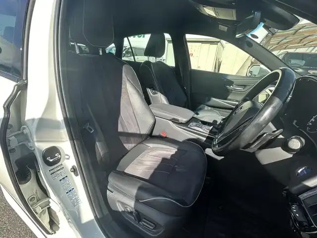 トヨタ クラウン ハイブリッド RS アドバンス Four 秋田県 2019(平31)年 5.1万km ホワイトパールクリスタルシャイン ４ＷＤ/純正ナビ/フルセグＴＶ/ＣＤ/ＤＶＤ/ＦＭ・ＡＭ/Ｂｌｕｅｔｏｏｔｈ/ハーフレザーシート/バックカメラ/レーンアシスト/クルーズコントロール追従有/パワーシート/メモリーシート/ドラレコ/ＥＴＣ