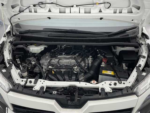 トヨタ ヴォクシー ZS 煌 長野県 2018(平30)年 4.9万km ホワイトパールクリスタルシャイン 純正ナビ　NSZT-W66T/（フルセグ/Bluetooth/CD)/バックカメラ/ビルトインETC/前方ドラレコ/衝突軽減ブレーキ/車線逸脱防止/クルーズコントロール/車線逸脱防止/両側電動スライドドア/アイドリングストップ/LEDヘッドライト/ステアリングスイッチ/二列目サンシェード/ドアバイザー/スマートキー