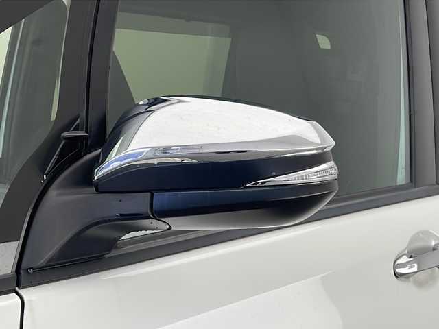 トヨタ ヴォクシー ZS 煌 長野県 2018(平30)年 4.9万km ホワイトパールクリスタルシャイン 純正ナビ　NSZT-W66T/（フルセグ/Bluetooth/CD)/バックカメラ/ビルトインETC/前方ドラレコ/衝突軽減ブレーキ/車線逸脱防止/クルーズコントロール/車線逸脱防止/両側電動スライドドア/アイドリングストップ/LEDヘッドライト/ステアリングスイッチ/二列目サンシェード/ドアバイザー/スマートキー