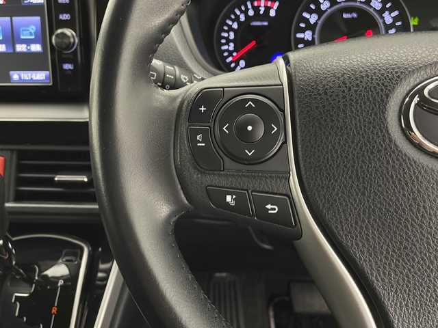 トヨタ ヴォクシー ZS 煌 長野県 2018(平30)年 4.9万km ホワイトパールクリスタルシャイン 純正ナビ　NSZT-W66T/（フルセグ/Bluetooth/CD)/バックカメラ/ビルトインETC/前方ドラレコ/衝突軽減ブレーキ/車線逸脱防止/クルーズコントロール/車線逸脱防止/両側電動スライドドア/アイドリングストップ/LEDヘッドライト/ステアリングスイッチ/二列目サンシェード/ドアバイザー/スマートキー