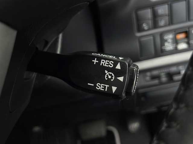 トヨタ ヴォクシー ZS 煌 長野県 2018(平30)年 4.9万km ホワイトパールクリスタルシャイン 純正ナビ　NSZT-W66T/（フルセグ/Bluetooth/CD)/バックカメラ/ビルトインETC/前方ドラレコ/衝突軽減ブレーキ/車線逸脱防止/クルーズコントロール/車線逸脱防止/両側電動スライドドア/アイドリングストップ/LEDヘッドライト/ステアリングスイッチ/二列目サンシェード/ドアバイザー/スマートキー