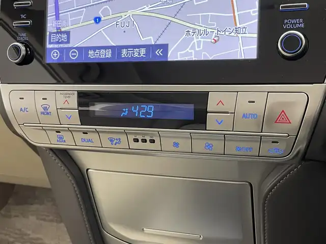 トヨタ ランドクルーザー プラド TX Lパッケージ マットブラED 愛知県 2023(令5)年 2万km ホワイトパールクリスタルシャイン 純正９型ＤＡナビ　ムーンルーフ　全方位カメラ　ベンチレーション　ＥＴＣ２．０　ドラレコ　シートヒーター　セーフティセンス　衝突軽減　追従クルコン　ＬＥＤオートライト　ＢＳＭ　ベージュ革　フォグランプ