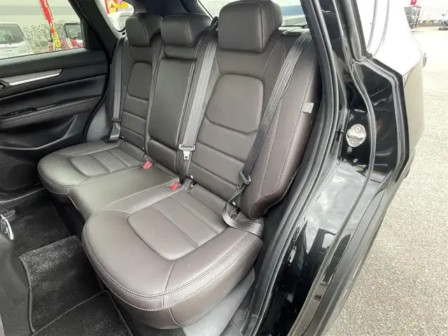マツダ ＣＸ－５ XD エクスクルーシブモード 山口県 2020(令2)年 0.9万km ジェットブラックマイカ 革シート/前席冷暖エアシート/前席パワーシート/パワーバックドア/BOSEサウンドシステム/メーカーナビ 　フルセグTV CD DVD BT/全方位カメラ/衝突被害軽減ブレーキ/レーダークルーズコントロール/レーンアシスト/オートマチックハイビーム/ブラインドスポットモニタ/ヘッドアップディスプレイ/ETC/LEDオートヘッドライト/フォグライト/コーナーセンサー/スマートキー/19インチアルミホイール/W サイド カーテン エアバッグ/保証書 取説 ナビ取説/禁煙車