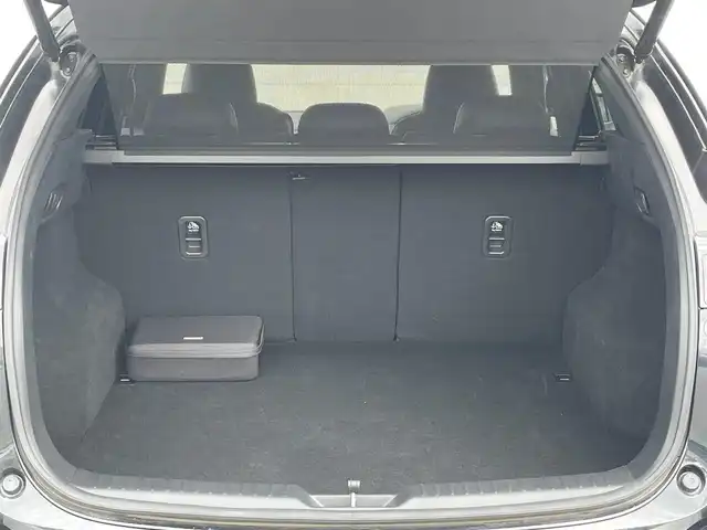 マツダ ＣＸ－５ XD エクスクルーシブモード 山口県 2020(令2)年 0.9万km ジェットブラックマイカ 革シート/前席冷暖エアシート/前席パワーシート/パワーバックドア/BOSEサウンドシステム/メーカーナビ 　フルセグTV CD DVD BT/全方位カメラ/衝突被害軽減ブレーキ/レーダークルーズコントロール/レーンアシスト/オートマチックハイビーム/ブラインドスポットモニタ/ヘッドアップディスプレイ/ETC/LEDオートヘッドライト/フォグライト/コーナーセンサー/スマートキー/19インチアルミホイール/W サイド カーテン エアバッグ/保証書 取説 ナビ取説/禁煙車