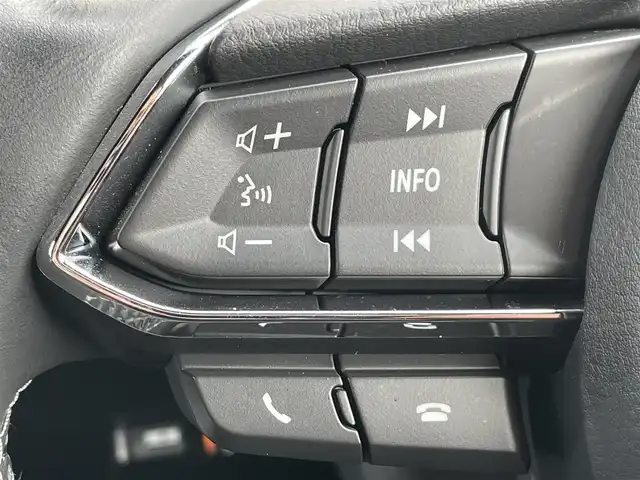マツダ ＣＸ－５ XD エクスクルーシブモード 山口県 2020(令2)年 0.9万km ジェットブラックマイカ 革シート/前席冷暖エアシート/前席パワーシート/パワーバックドア/BOSEサウンドシステム/メーカーナビ 　フルセグTV CD DVD BT/全方位カメラ/衝突被害軽減ブレーキ/レーダークルーズコントロール/レーンアシスト/オートマチックハイビーム/ブラインドスポットモニタ/ヘッドアップディスプレイ/ETC/LEDオートヘッドライト/フォグライト/コーナーセンサー/スマートキー/19インチアルミホイール/W サイド カーテン エアバッグ/保証書 取説 ナビ取説/禁煙車