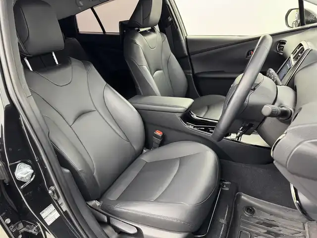 トヨタ プリウス S ツーリングセレ ブラックED 福岡県 2022(令4)年 3.7万km プレシャスブラックパール ワンオーナー　/モデリスタエアロ　/ヘッドレストモニター　/社外ナビ／フルセグＴＶ　/レーダークルコン　/コーナーセンサー　/衝突被害軽減　/レーンキープ　/アクセル踏み間違い防止　/シートヒーター　/社外１７インチＡＷ