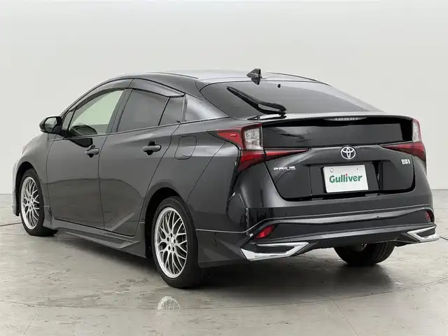 トヨタ プリウス S ツーリングセレ ブラックED 福岡県 2022(令4)年 3.7万km プレシャスブラックパール ワンオーナー　/モデリスタエアロ　/ヘッドレストモニター　/社外ナビ／フルセグＴＶ　/レーダークルコン　/コーナーセンサー　/衝突被害軽減　/レーンキープ　/アクセル踏み間違い防止　/シートヒーター　/社外１７インチＡＷ