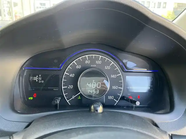 日産 ノート e－パワー X 三重県 2018(平30)年 2.4万km ブリリアントシルバー ♪ワンオーナー/♪走行23724km/♪車検 令和9年6月28日迄/エマージェンシーブレーキ/LDW(車線逸脱警報)/デジタルインナーミラー/インテリジェントキー/プッシュスタート/ドライブレコーダー/純正ナビ/・USB・AUX・CD・SD録音/・DVD再生/・Bluetoothオーディオ/バックカメラ/アラウンドビューモニター/LEDヘッドライト/オートライト/ウィンカーミラー/オートリトラクタブルミラー/プライバシーガラス/フロアマット/ドアバイザー/ステアリングスイッチ/ETC