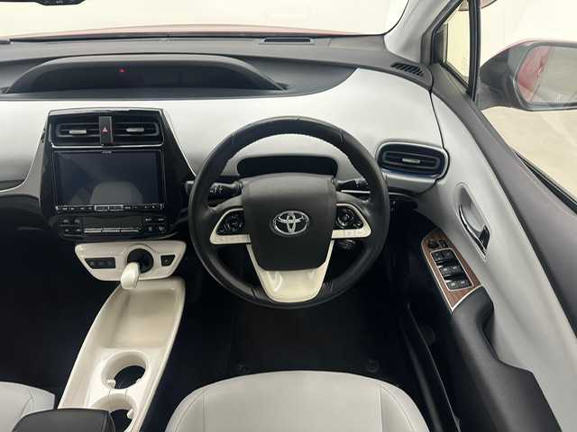 トヨタ プリウス A ツーリングセレクション 宮城県 2016(平28)年 8.9万km エモーショナルレッド MODELLISTA(F.S.R)スポイラー/アルパイン９インチメモリナビ(CD/DVD/SD/Bt)/フルセグ/バックカメラ/ACC/PCS/BSM/LDA/HUD/オートハイビーム/パーキングアシスト/前後ドライブレコーダー/ETC/LEDヘッドライト/LEDフォグ/レザーシート/シートヒーター/コーナーセンサー/純正17AW/社外マット/純正バイザー/スペアキーｘ１