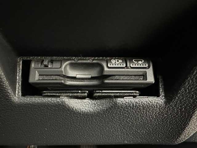 トヨタ プリウス A ツーリングセレクション 宮城県 2016(平28)年 8.9万km エモーショナルレッド MODELLISTA(F.S.R)スポイラー/アルパイン９インチメモリナビ(CD/DVD/SD/Bt)/フルセグ/バックカメラ/ACC/PCS/BSM/LDA/HUD/オートハイビーム/パーキングアシスト/前後ドライブレコーダー/ETC/LEDヘッドライト/LEDフォグ/レザーシート/シートヒーター/コーナーセンサー/純正17AW/社外マット/純正バイザー/スペアキーｘ１