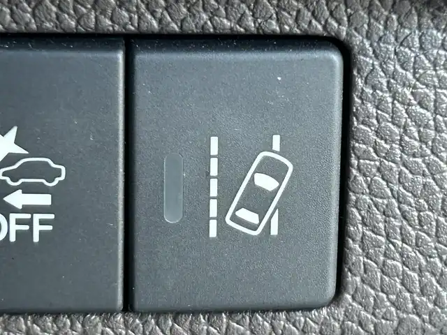 ホンダ フリード ハイブリット G ホンダセンシング 静岡県 2020(令2)年 5.2万km ルナシルバーM 7人乗り/純正7型ナビ/（フルセグTV/FM/AM/CD/DVD/Bluetooth/SD）/バックカメラ/ETC/両側電動スライド/追従クルーズコントロール/オートライト/LEDヘッドライト/スマートキー/プッシュスタート/チップアップシート/前後コーナーセンサー/純正フロアマット