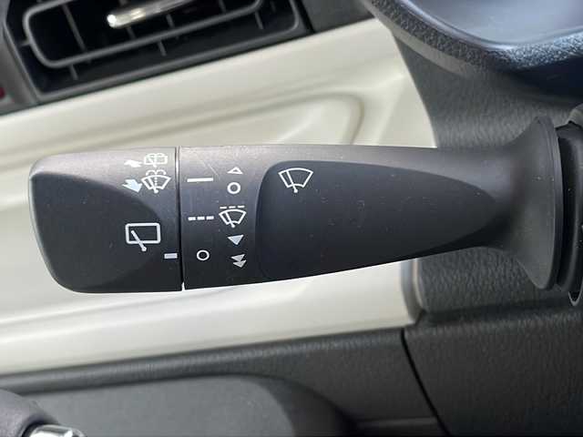 ダイハツ ムーヴ キャンバス ストライプス G 山口県 2023(令5)年 3.2万km シャイニングホワイトパール/アプリコットピンクメタリック 純正9インチディスプレイオーディオ/フルセグTV/バックカメラ/前後ドライブレコーダー/LEDヘッドライト/スマートアシスト/・衝突回避支援ブレーキ機能/・誤発進抑制機能/・車線逸脱抑制機能/・先行車発進お知らせ機能/・コーナーセンサー/・オートハイビーム/スマートキー/プッシュスタート/電動ミラー/両側パワースライドドア/シートヒーター/保証書/スペアキー