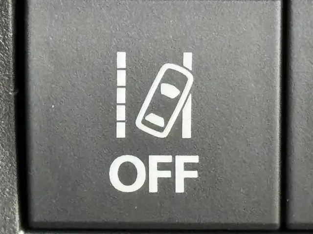 スズキ ハスラー HYBRID G 福岡県 2021(令3)年 4万km チアフルピンクメタリック/ホワイト2トーンルーフ 純正ナビ　/衝突軽減ブレーキ　/レーンキープ　/コーナーセンサー　/横滑り防止装置　/アイドリングストップ　/シートヒーター　/プッシュスタート　/電動格納式ドアミラー　/純正フロアマット　/オートライト　/ドアバイザー