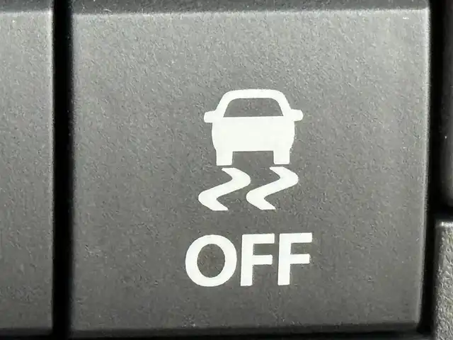 スズキ ハスラー HYBRID G 福岡県 2021(令3)年 4万km チアフルピンクメタリック/ホワイト2トーンルーフ 純正ナビ　/衝突軽減ブレーキ　/レーンキープ　/コーナーセンサー　/横滑り防止装置　/アイドリングストップ　/シートヒーター　/プッシュスタート　/電動格納式ドアミラー　/純正フロアマット　/オートライト　/ドアバイザー