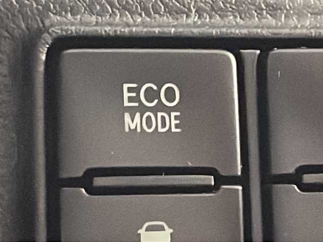 トヨタ シエンタ ハイブリッド G 広島県 2016(平28)年 6.6万km レッドマイカM 社外ナビ　/両側パワースライドドア　/バックカメラ　/オートハイビーム　/フルセグTV　/スマートキー　/モデリスタ　/レーンキープアシスト　/衝突軽減ブレーキ　/LEDヘッドランプ　/オートライト　/フォグランプ　/ETC/純正15インチアルミホイールキャップ(185/60/R15)/エアバック（運転席/助手席）