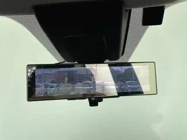 日産 キックス X 大分県 2021(令3)年 4.3万km ピュアブラック プロパイロット/純正SDナビ/（フルセグ/CD/DVD/Bluetooth）/アラウンドビューモニター/デジタルインナーミラー/前方ドライブレコーダー/ビルトインETC/オートブレーキホールド/電動パーキングブレーキ/ステアリングスイッチ/電動格納ミラー/純正アルミホイール