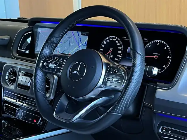 メルセデス・ベンツ ゲレンデヴァーゲン Ｇ４００ｄ AMGライン 宮城県 2024(令6)年 1.9万km ワイン ワンオーナー/G-manufakturプログラム/ラグジュアリーパッケージ/AMGライン/アダプティブダンピングシステム/レーダーセーフティパッケージ/Burmesterサラウンドサウンドシステム/純正ナビゲーションシステム/フルセグTV/360°カメラシステム/ナッパレザーシート/シートベンチレーション/シートヒーター/メモリ機能付きパワーシート/電動サイドステップ/マルチビームLEDヘッドライト/オートマチックハイビーム/純正20インチAW/アルパイン製デジタルインナーミラー型ドラレコ/ETC2.0車載器