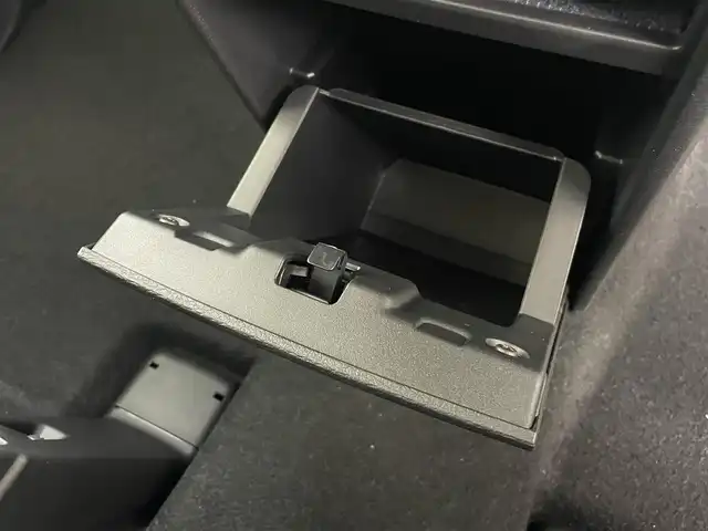 三菱 デリカＤ：５ シャモニー 茨城県 2025(令7)年 0.1万km未満 パールⅡ 登録済未使用車/ステアリングヒーター/e-Assist/・衝突被害軽減ブレーキ/・車線逸脱警報/・レーダークルーズコントロール/100V充電/マルチアラウンドモニター/ブラインドスポットモニター/純正アルミホイール/スペアキー有/LEDヘッドライト