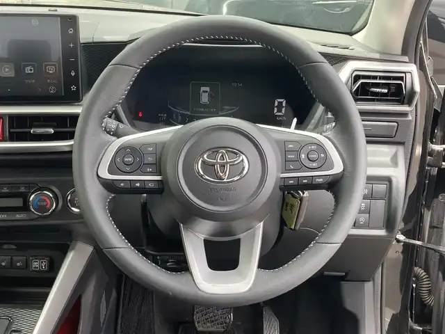 トヨタ ライズ Z 香川県 2020(令2)年 7.8万km ブラックマイカメタリック 登録時走行距離：77690km/純正ディスプレイオーディオ/全方位カメラ/スマートアシスト/レーダークルーズコントロール/レーンキープアシスト/クリアランスソナー/ドライブレコーダー/ビルトインETC/シートヒーター/MTモード付AT/LEDヘッドライト/オートライト/フォグランプ/革巻きステアリング/アイドリングストップ/横滑り防止装置/プッシュスタート/スマートキー
