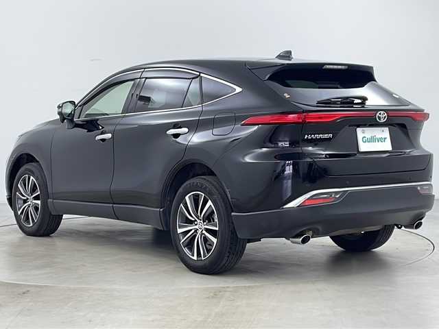 トヨタ ハリアー G 道央・札幌 2020(令2)年 5.6万km ブラック ・ワンオーナー/・4WD/・寒冷地仕様/・純正ナビTV&BT&Miracast/・バックカメラ/・JBLサウンド/・トヨタセーフティセンス/・プリクラッシュセーフティ/・レーンディパーチャーアラート/・オートマチックハイビーム/・リアクロストラフィックアラート/・レーダークルーズコントロール/・デジタルインナーミラー/・パワーシートD席/・パワーバックドア/・ビルトインETC/・LEDヘッドライト/・LEDフォグ/・オートライト/・クリアランスソナー/・スマートキー/・社外17インチAW付スタッドレス積込