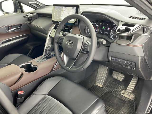 トヨタ ハリアー G 道央・札幌 2020(令2)年 5.6万km ブラック ・ワンオーナー/・4WD/・寒冷地仕様/・純正ナビTV&BT&Miracast/・バックカメラ/・JBLサウンド/・トヨタセーフティセンス/・プリクラッシュセーフティ/・レーンディパーチャーアラート/・オートマチックハイビーム/・リアクロストラフィックアラート/・レーダークルーズコントロール/・デジタルインナーミラー/・パワーシートD席/・パワーバックドア/・ビルトインETC/・LEDヘッドライト/・LEDフォグ/・オートライト/・クリアランスソナー/・スマートキー/・社外17インチAW付スタッドレス積込