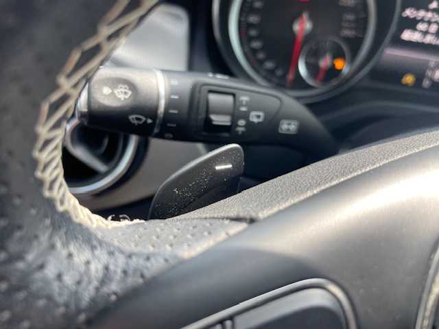 メルセデス・ベンツ ＧＬＡ２２０ 4マチック 青森県 2019(平31)年 6.7万km 黒 4WD/サンルーフ（パノラミックスライディングルーフ）/Hamrman/Kardonサウンド/純正ナビ/（BT/USB/CD/DVD/フルセグTV）/レザーARTICOシート/前席メモリー付パワシート/レーダーセーフティーパッケージ/（ブラインドスポットアシスト、レーンキープアシスト、PRE-SAFE)/音声認識機能/アンビエントライト/アクティブクルーズコントロール/パドルシフト/バックカメラ/プッシュスタート/純正18インチアルミホイール/純正フロアマット/MTモード付/前後ドライブレコーダー/ETC2.0/純正LEDヘッドライト/フォグランプ/オートライト/オートハイビーム/ウィンカーミラー/オートエアコン/アイドリングストップ/エアバックW/サイド/カーテン/電動格納ミラー/ABS/横滑り防止機能/衝突軽減/ルーフレール