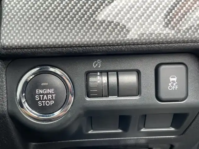 スバル レヴォーグ 1．6GT－S アイサイト 滋賀県 2015(平27)年 4.4万km クリスタルホワイトP 純正SDナビ/・Bluetooth/CD/DVD/USB/フルセグ /バックカメラ/レーダークルーズコントロール/レーンキープアシスト/ダウンヒルアシストコントロール/ブラインドスポットモニター/電子パーキングブレーキ/LEDヘッドライト/パドルシフト/革巻きステアリング/パワーシート/純正AW/プッシュスタート/アイドリングストップ/ETC