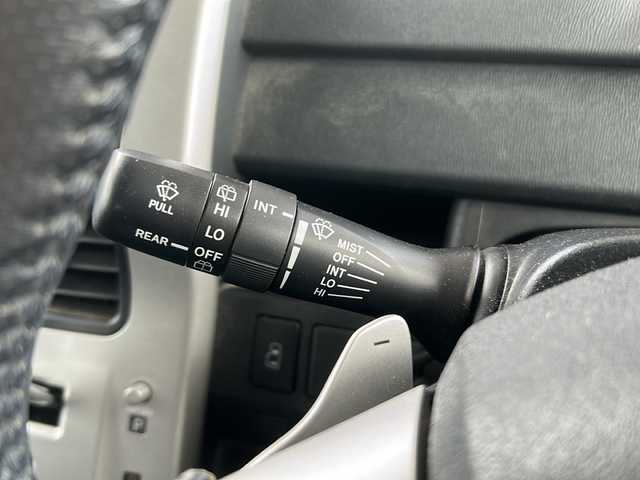 トヨタ ヴォクシー ZS 東京都 2010(平22)年 6.9万km ブラック ワンオーナー/純正ナビ【Bluetooth接続可、USB接続可、CD、DVD、フルセグTV、iPod】/バックカメラ/ドライブレコーダー前後/片側パワースライドドア/ビルトインETC/パドルシフト/純正フロアマット/チップアップシート/ウォークスルー/社外17インチアルミホイール/MTモード付AT/WAC/ABS/盗難防止装置/Wエアバッグ/スマートキー/スペアキー1本/プッシュスタート/保証書、取扱説明書