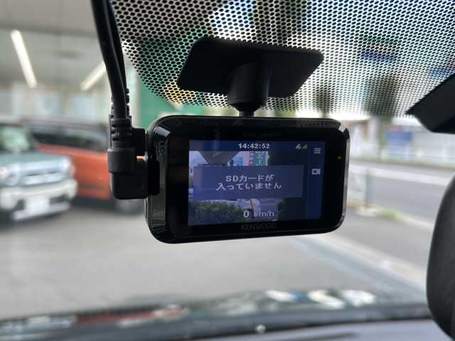 トヨタ ヴォクシー ZS 東京都 2010(平22)年 6.9万km ブラック ワンオーナー/純正ナビ【Bluetooth接続可、USB接続可、CD、DVD、フルセグTV、iPod】/バックカメラ/ドライブレコーダー前後/片側パワースライドドア/ビルトインETC/パドルシフト/純正フロアマット/チップアップシート/ウォークスルー/社外17インチアルミホイール/MTモード付AT/WAC/ABS/盗難防止装置/Wエアバッグ/スマートキー/スペアキー1本/プッシュスタート/保証書、取扱説明書
