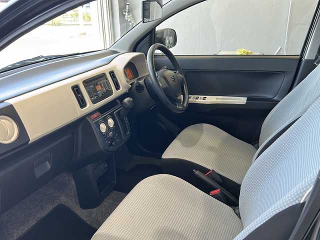 スズキ アルト L 千葉県 2018(平30)年 8.1万km ブルーイッシュブラックパール3 CD再生/AUXミュージックプレイヤー/アイドリングストップ/横滑り防止装置/セキュリティーアラーム/ABS/D席シートヒーター/スペアキー1本/社外フロア/保証書/取扱説明書/記録薄
